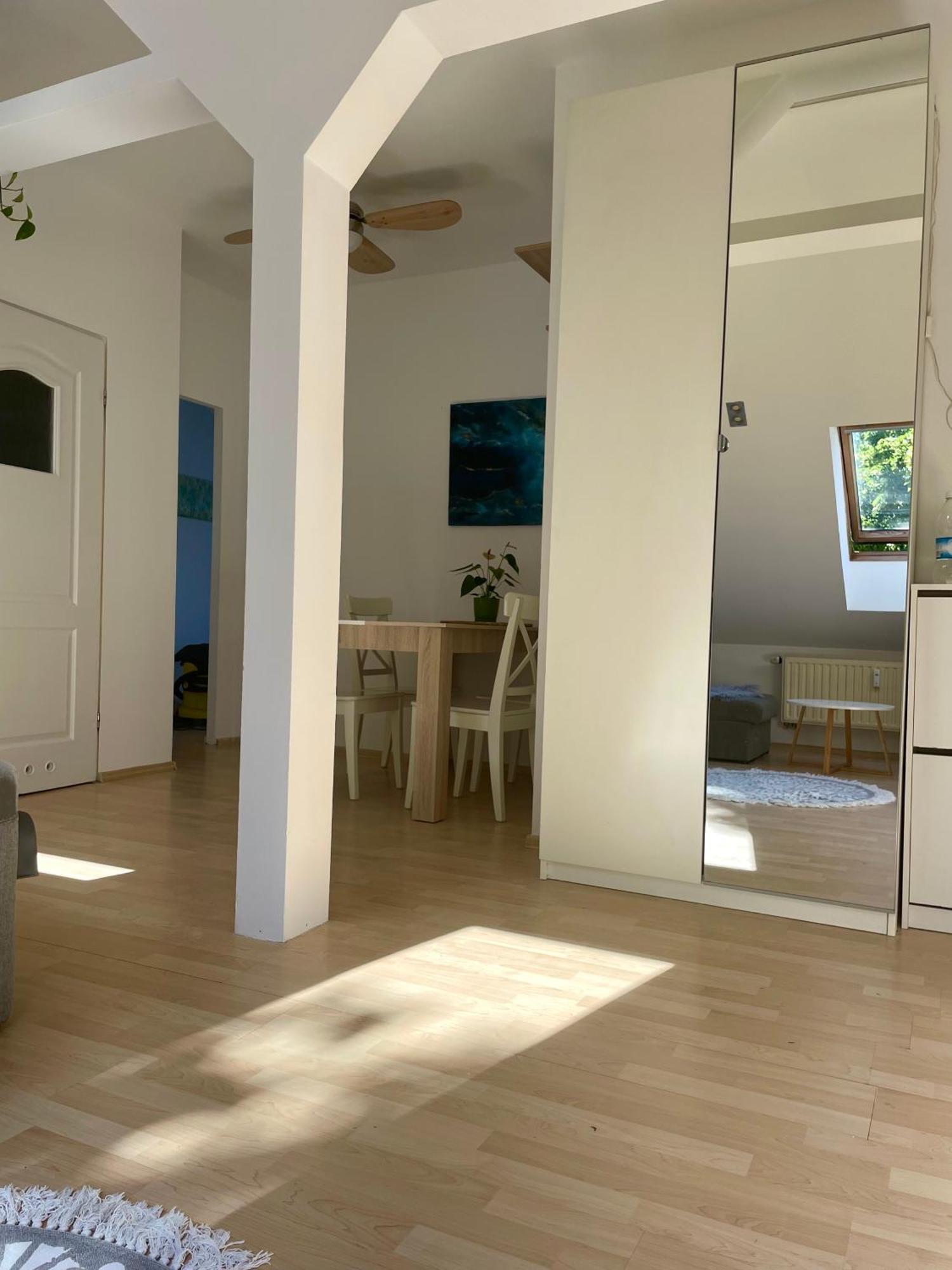 Loft Art Apartment Гдыня Экстерьер фото