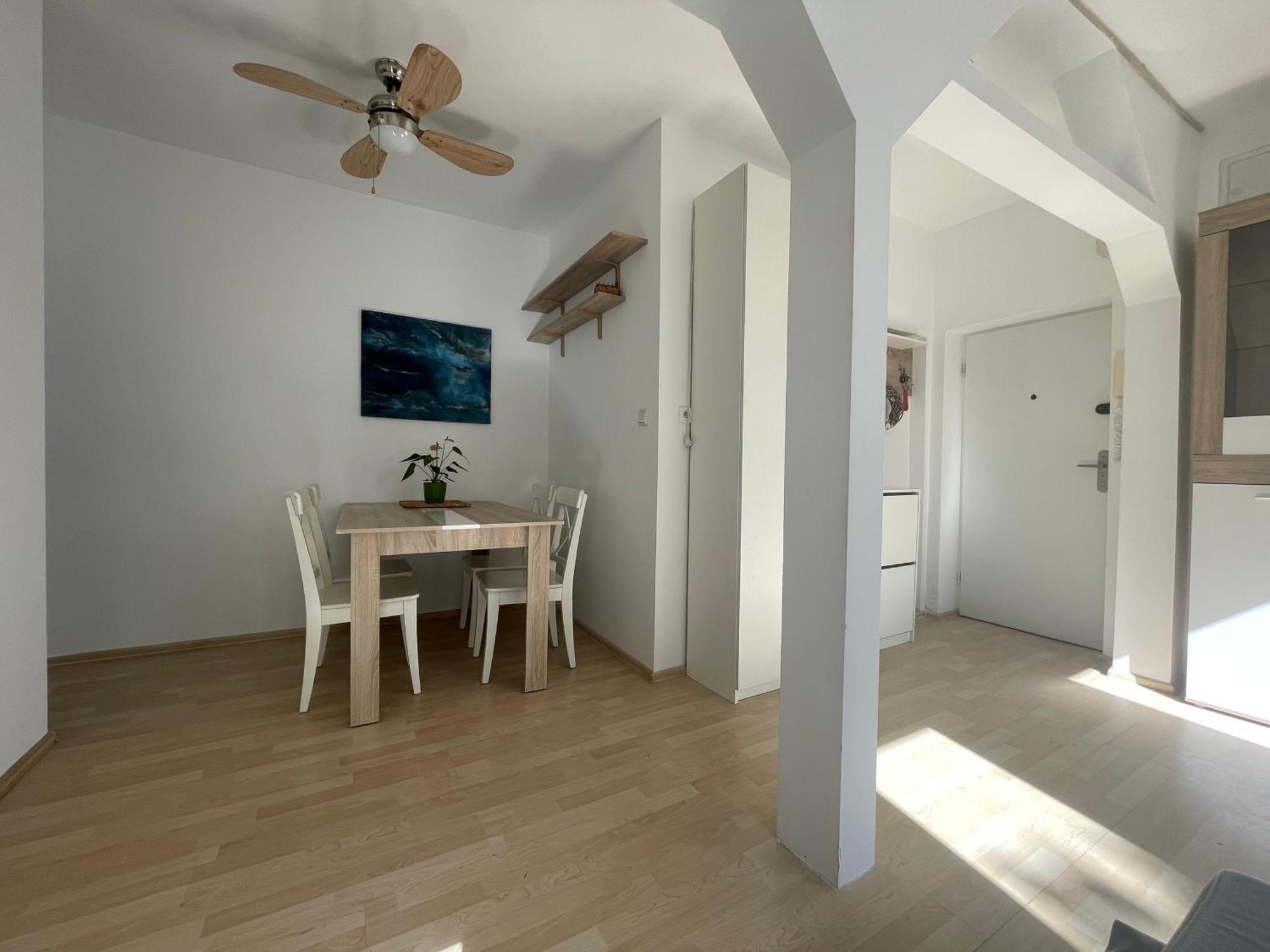 Loft Art Apartment Гдыня Экстерьер фото